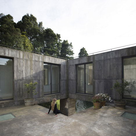 Casa Guna by Pezo von Ellrichshausen