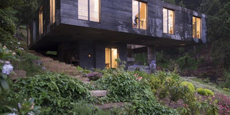 Casa Guna by Pezo von Ellrichshausen