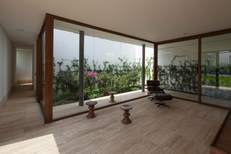 House of 8 Gardens by Goko