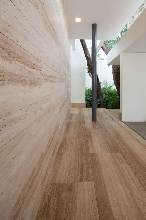 House of 8 Gardens by Goko