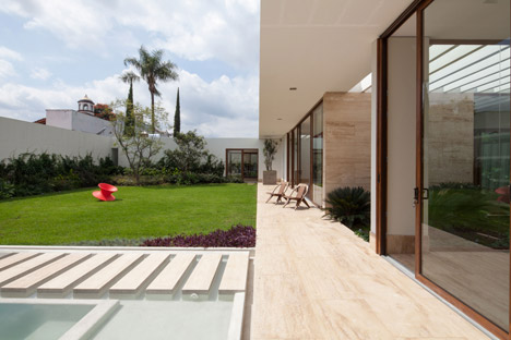 House of 8 Gardens by Goko