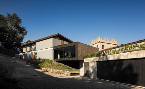 House in Guimarães by Elisabete Saldanha