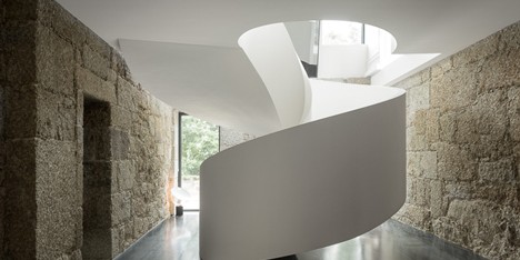 House in Guimarães by Elisabete Saldanha