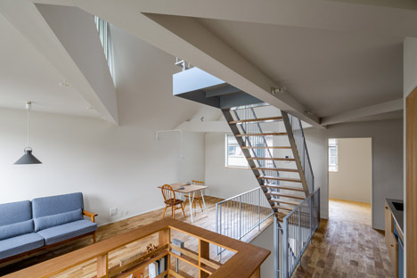 House in Tourimachi by SNARK