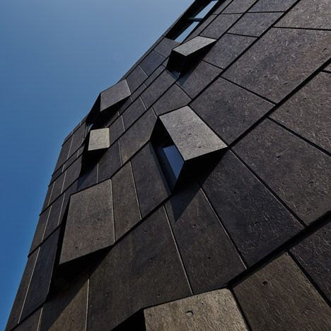 Kuro Building by KINO architects