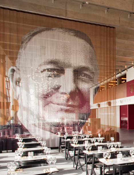 KriskaDecor chains at Arsenal Emirates Stadium