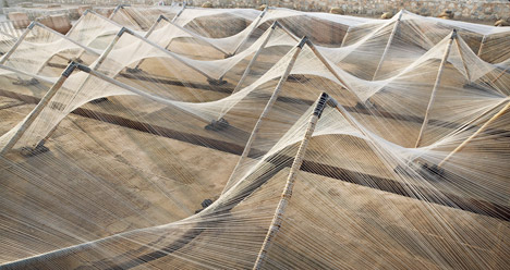 Loom Hyperbolic by Barkow Leibinger
