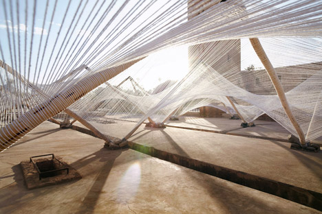 Loom Hyperbolic by Barkow Leibinger