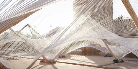 Loom Hyperbolic by Barkow Leibinger