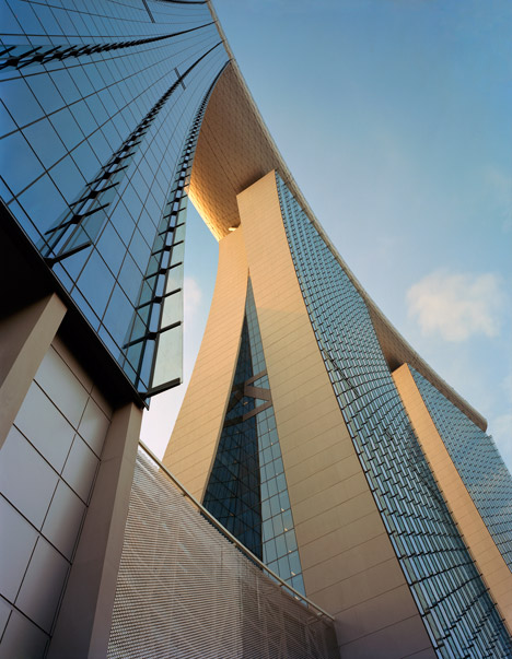 Marina Bay Sands development in Singapore by Safdie Architects