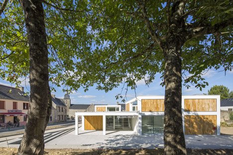 Mediatheque de Monterblanc by Studio 02 Architectes