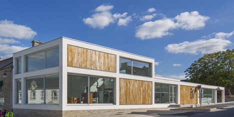 Mediatheque de Monterblanc by Studio 02 Architectes