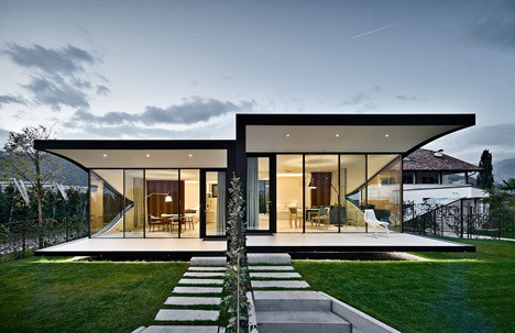 Mirror Houses by Peter Pichler