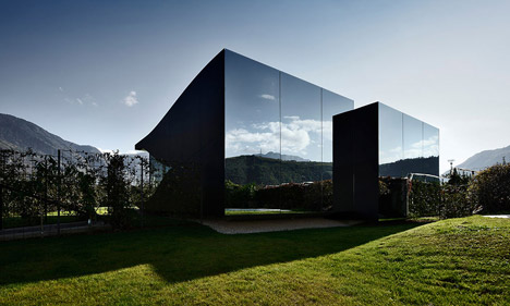 Mirror Houses by Peter Pichler