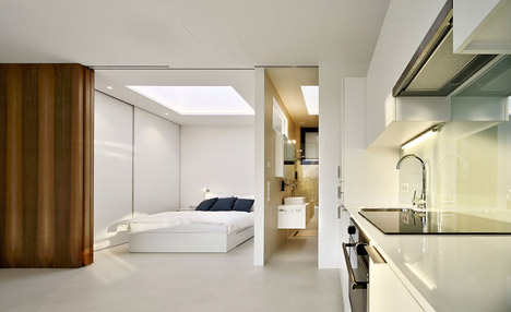 Mirror Houses by Peter Pichler