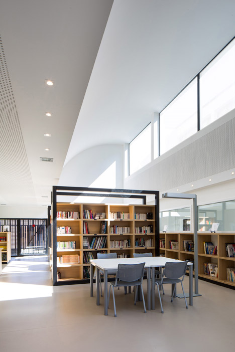 Mont-de-Marsan high school by Hessamfar & Vérons