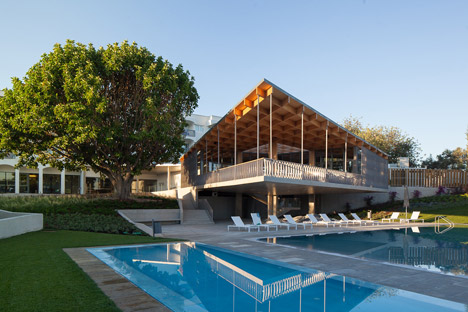 Ozadi Hotel by Campos Costa Arquitectos