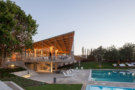 Ozadi Hotel by Campos Costa Arquitectos