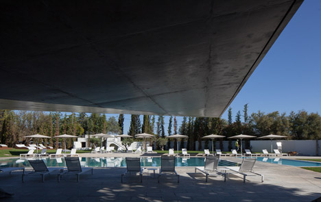 Ozadi Hotel by Campos Costa Arquitectos