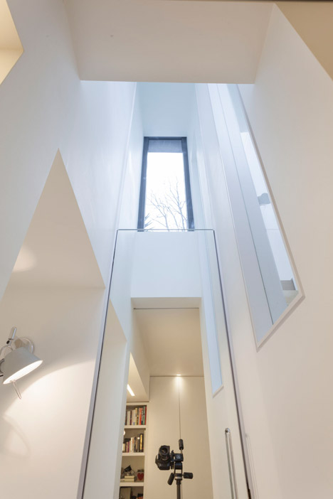Peakaboo house by Lipton Plant Architects