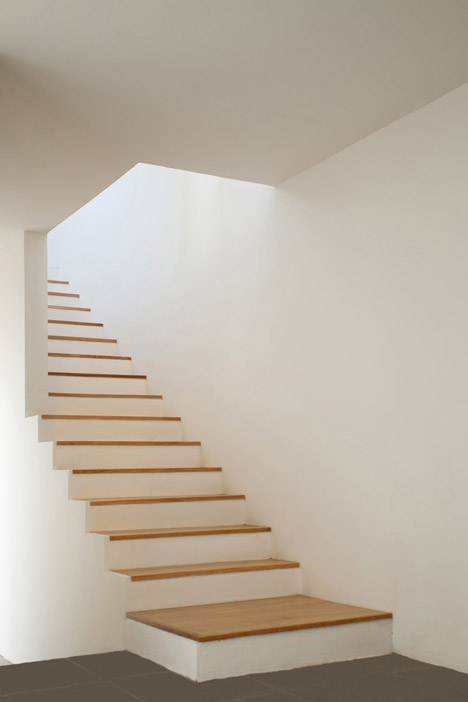 Pino Street House by Oscar Gutierrez