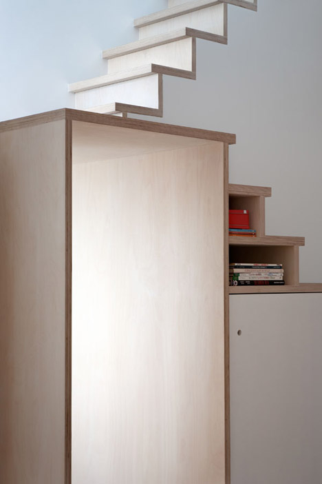 Plywood Trio Apartment by BUJ+COLÓN arquitectos
