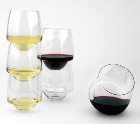 Saturn Wine Glasses by Superduperstudio
