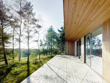 Sommarhus Akenine by Johan Sundberg