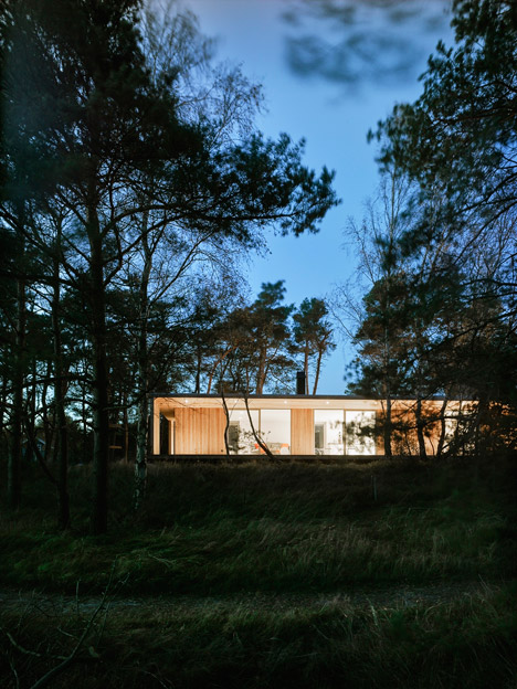 Sommarhus Akenine by Johan Sundberg