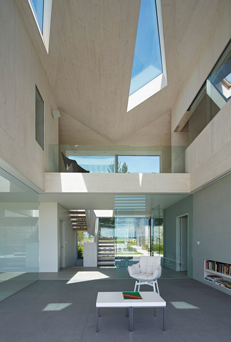Sussex House by Wilkinson King Architects