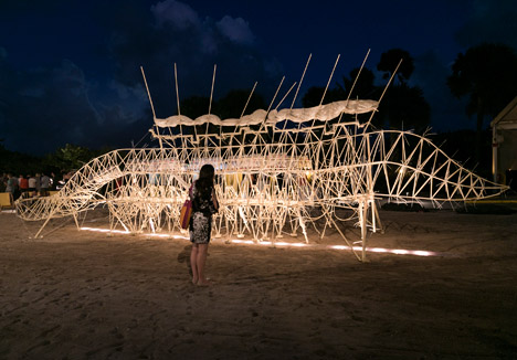 Strandbeest by Theo Jansen