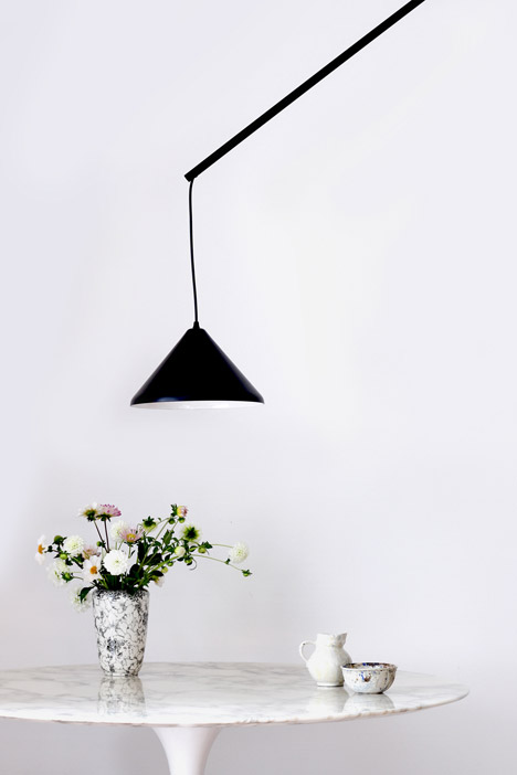 Umleiter lamp by Veronika Gombert
