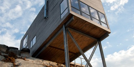 Cliff House by MacKay Lyons Sweetapple Architects