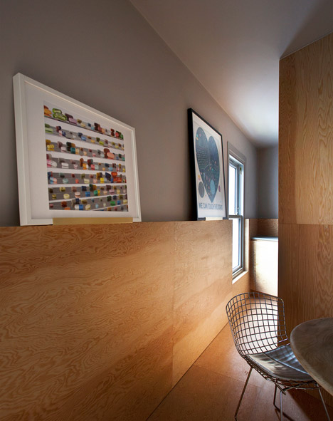 Apartments 008 and 009 by Teatum and Teutum