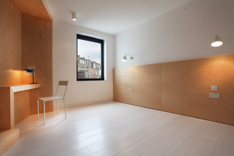 Apartments 008 and 009 by Teatum and Teutum