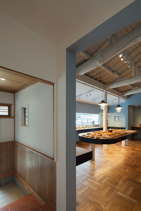 Boulanger Kaiti by Movedesign