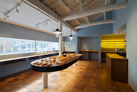 Boulanger Kaiti by Movedesign