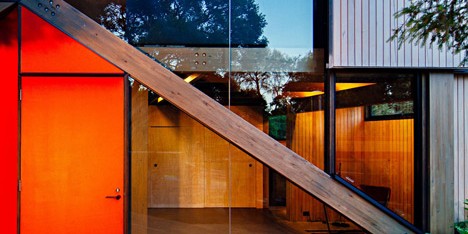 Maddison Architects add timber-framed annex to log cabin in Victoria’s coastal forest