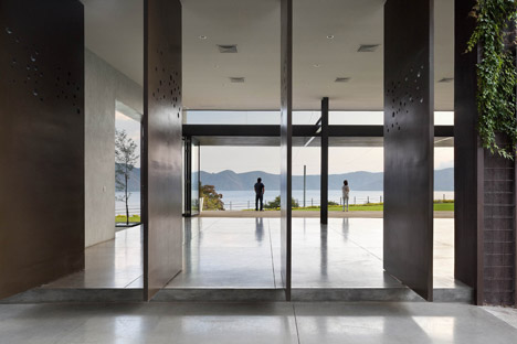 Cardedeu by EMC Arquitectura