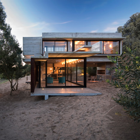 Casa MR by Luciano Kruk