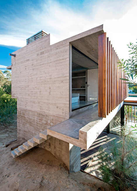 Casa MR by Luciano Kruk