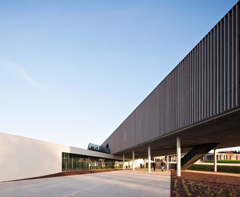 Casino du Lac e Der by Data Architectes