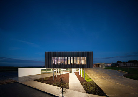 Casino du Lac e Der by Data Architectes