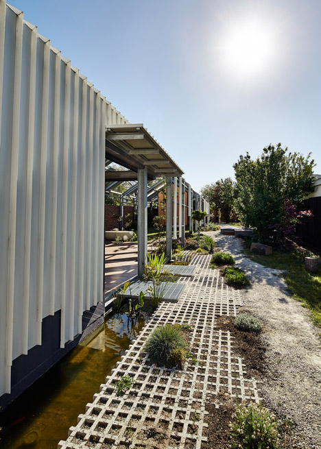 Cut Paw Paw House by Andrew Maynard