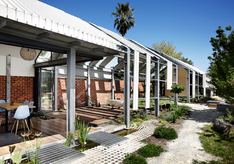 Cut Paw Paw House by Andrew Maynard
