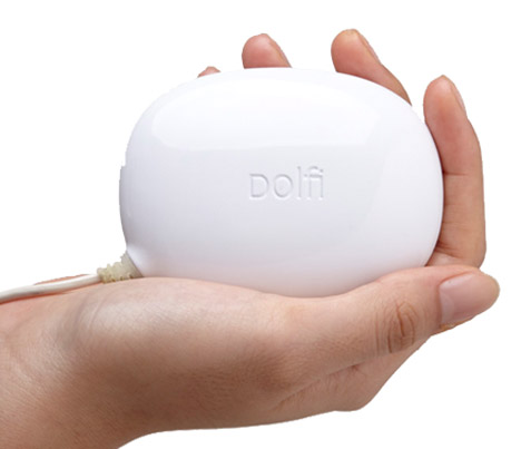 Dolfi washing machine by Andre Fangueiro