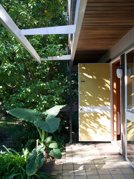 Sutton house, Christchurch by Tom Taylor, 1961