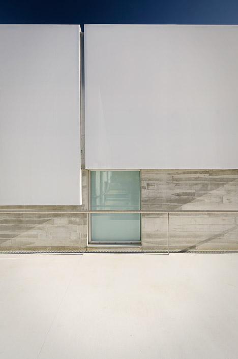 Elderly Persons Residence by Guedes Cruz Architects