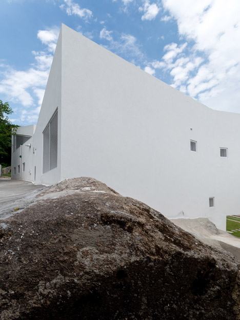 Five Casas by Carlos Alejandro Ciravegna