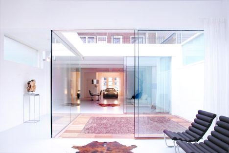 Garage Loft by Studio OxL